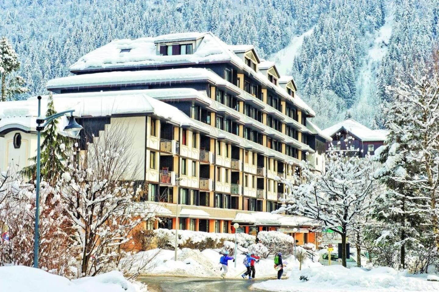 Vue Montblanc Magique En Centre-Ville Avec Parking Chamonix Exterior photo